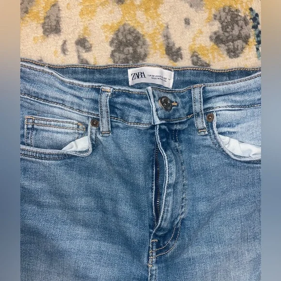 Zara Light Blue Flare Jeans - Picture 4 of 11
